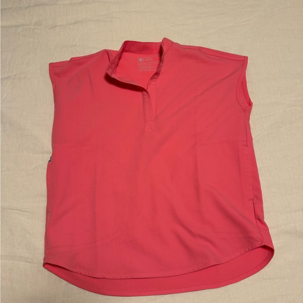 Figs rafaela oversized scrub top